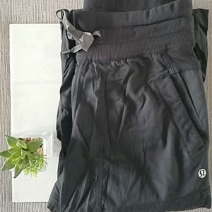 Lululemon Studio Pants Size 4 Regular Length